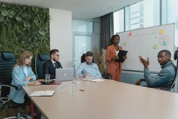 Découvrez Mathieu Grant, le magicien de Lyon pour vos événements