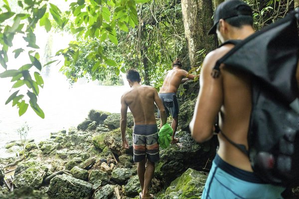 Comment une entreprise de services de nettoyage peut-elle utiliser les avis clients pour se démarquer de la concurrence?